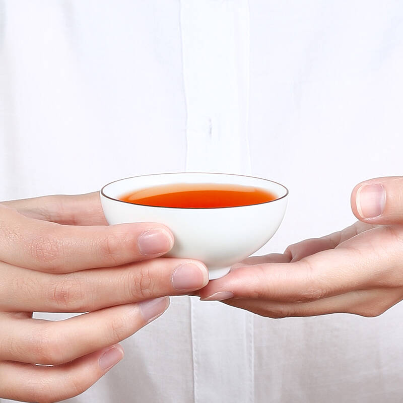 你所不知道的，喝茶也是对自己的