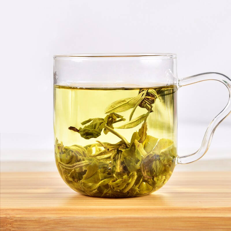 干燥秋季必备，温润的养生花茶推