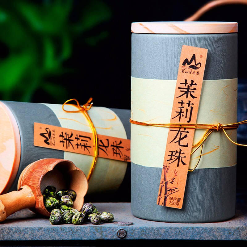 干燥秋季必备，温润的养生花茶推