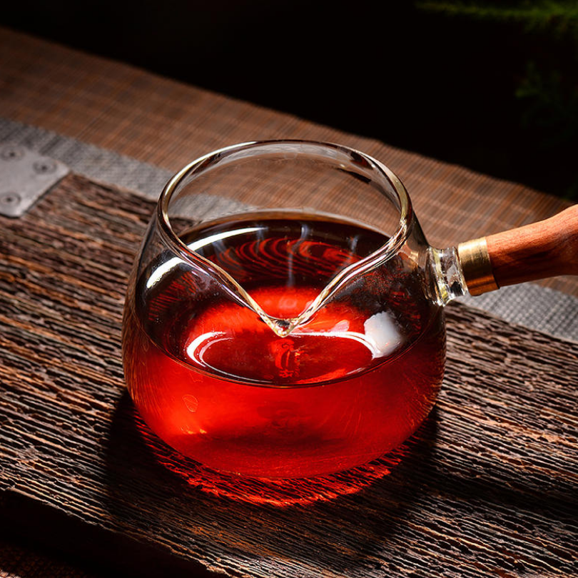 好的普洱茶，应有“顺柔活洁亮”