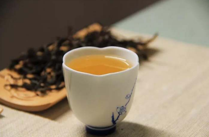 春茶季到了，一段时间后各种“古树”就会满天飞了。可