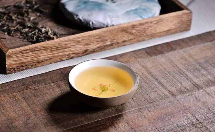 近年來，普洱茶以其越陳越香和生津回甘等口感博得了衆