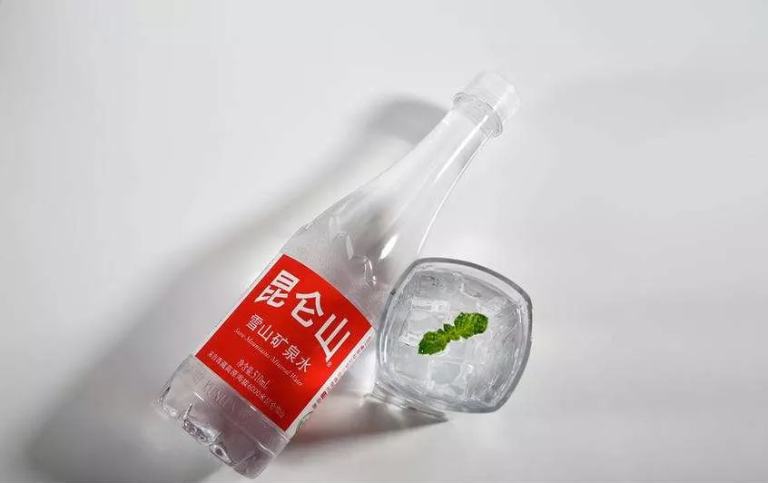 雪山水与加多宝造就的一粥一茶，