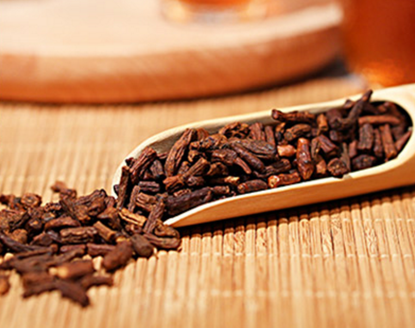 秋冬季口干口臭不用烦，一杯清茶