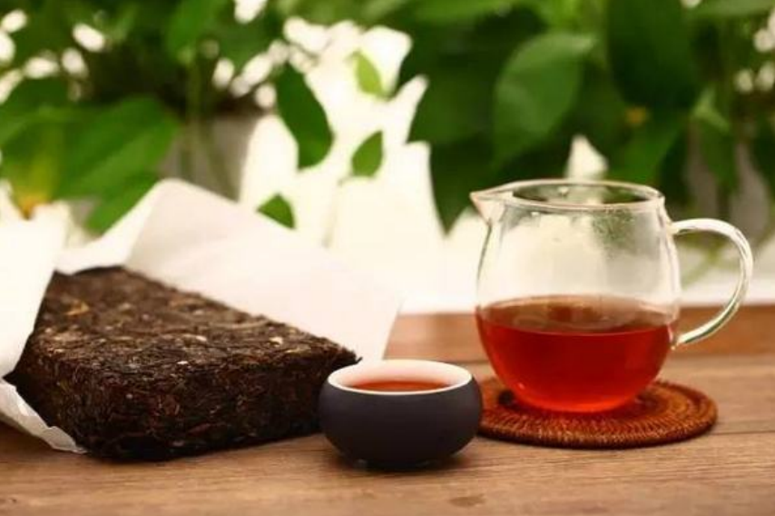 最近我發現，茶友們對于六堡茶的見解，可謂是