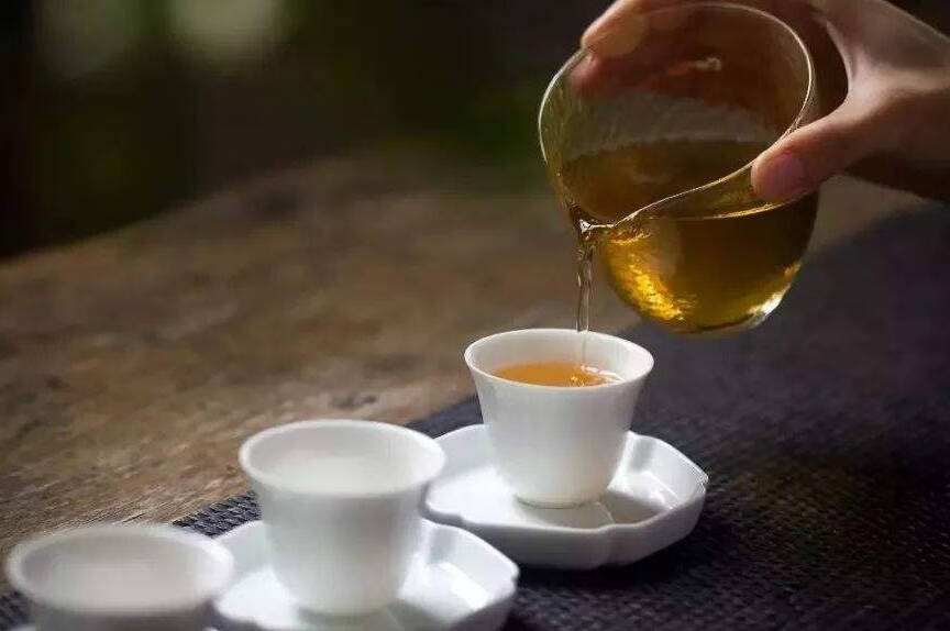 新茶如酒易醉人，春茶饮之有道