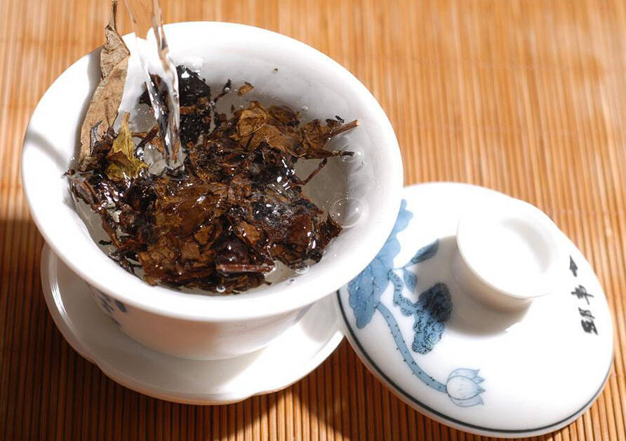 七年陈韵老白茶,枣香浓郁珍宝茶