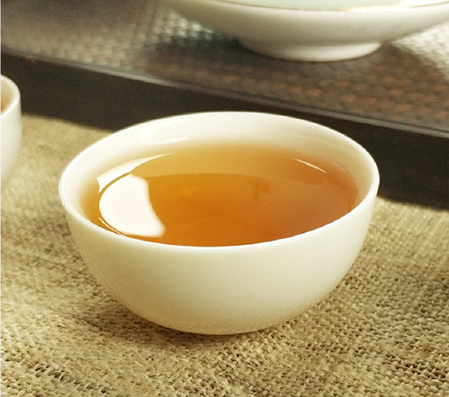 外出带上贞毫水仙茶，飘飘茶香伴