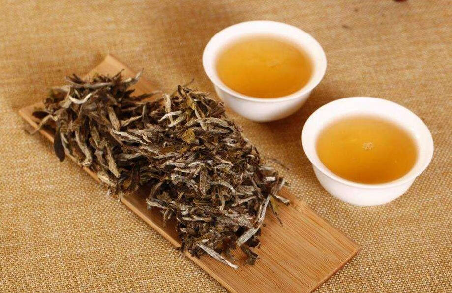 衆所周知，白茶屬于發酵茶，而對于很多的發酵茶來說，