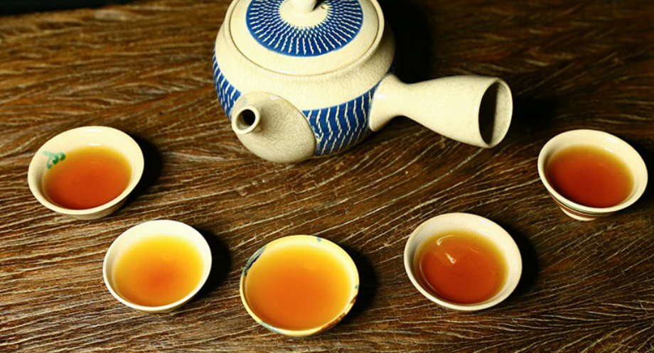 六堡茶中丰富的茶多糖具有降低血