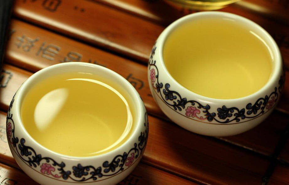 什么是普洱茶汤的层次度与粘稠度