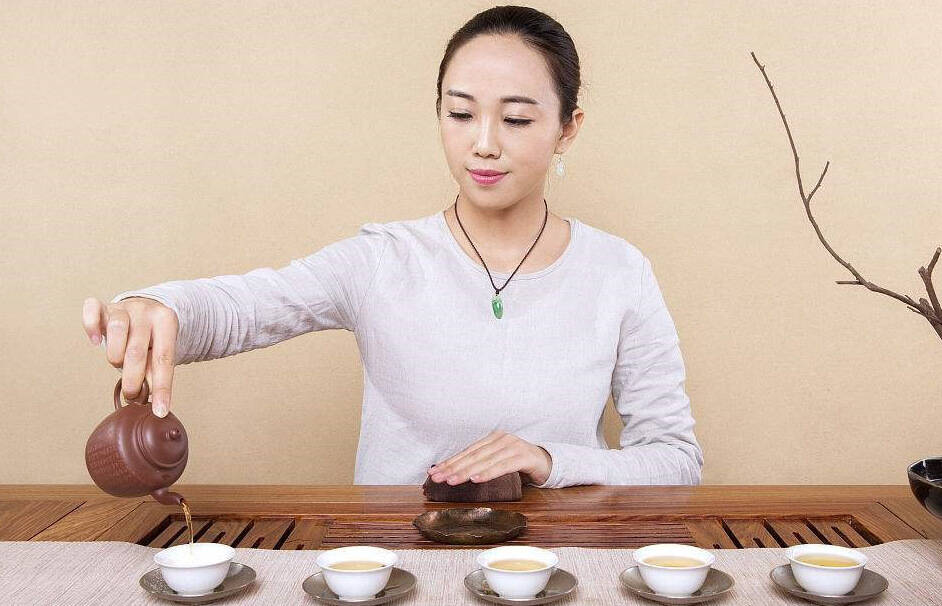 喝茶好处多,喝茶坏处少,更详细
