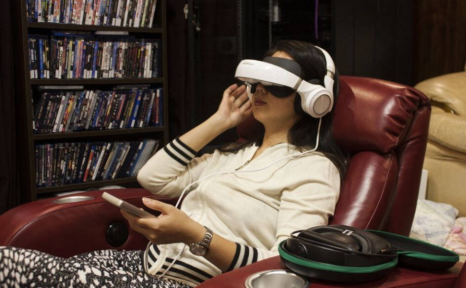 全球首创可折叠一体VR..