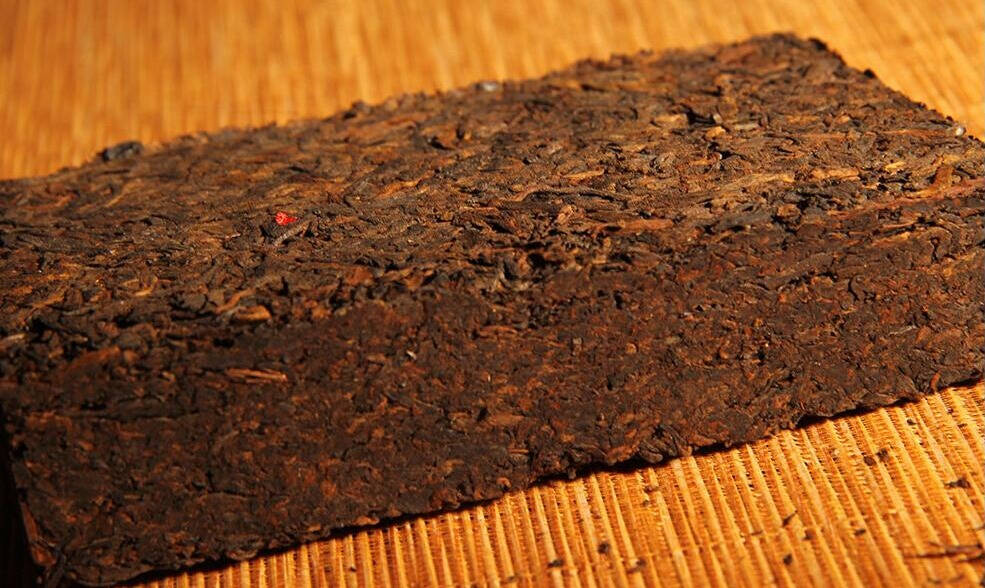 普洱茶紧压成饼和砖有什么好处呢