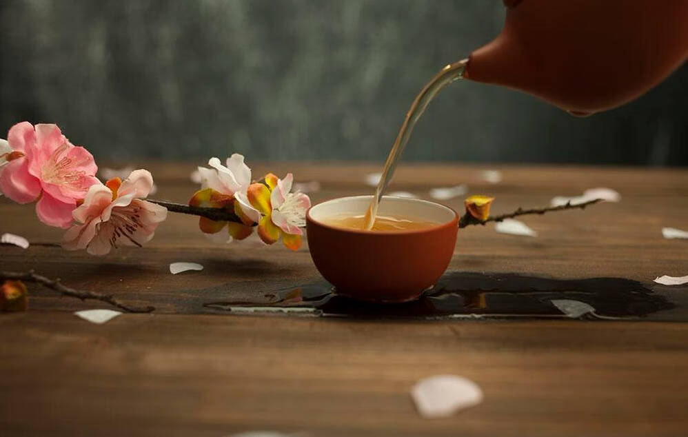 官宣：秋冬天寒，暖心红茶和你更
