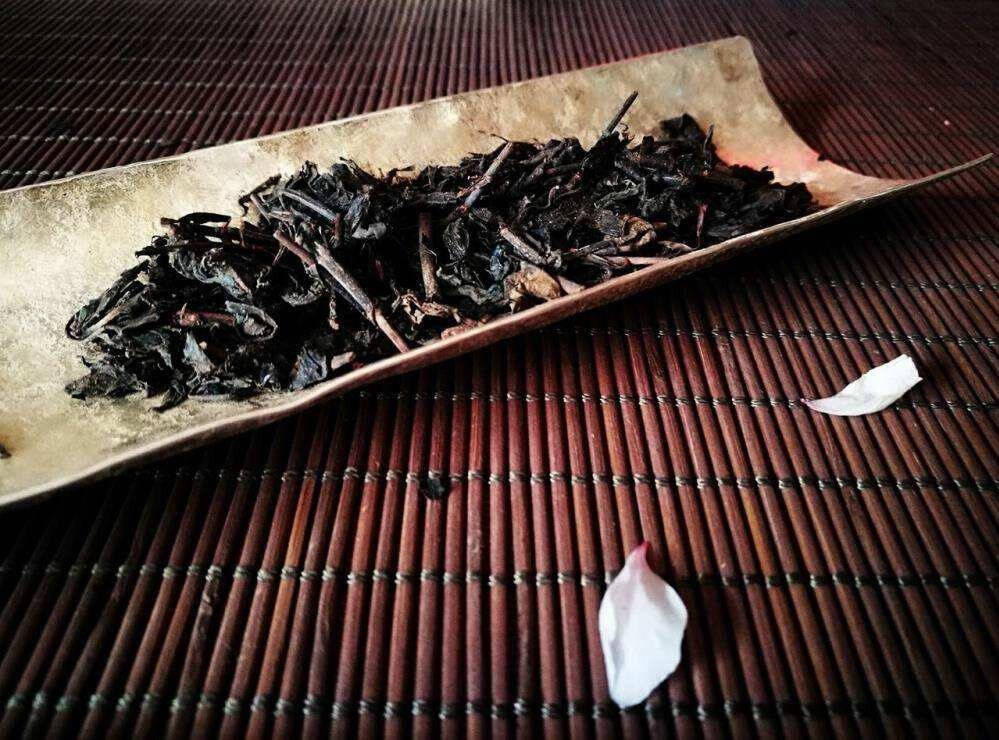 喝茶本是雅事，秋天该如何喝出六
