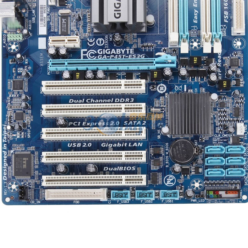 技嘉(gigabyte)ga-p45t-es3g主板(intel p45 /socket 775)