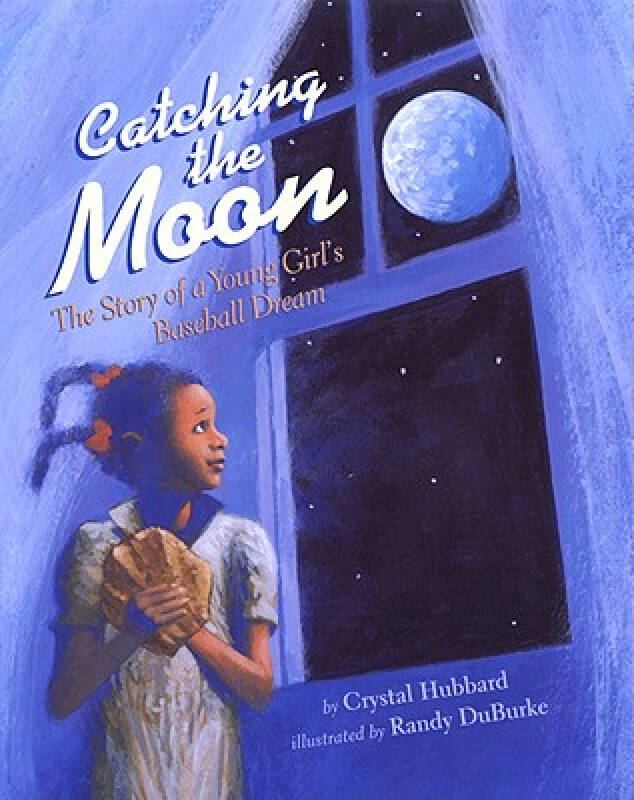 【预订】catching the moon: the story of a young