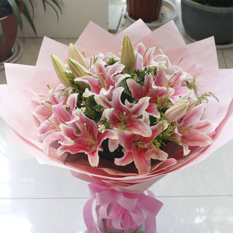 鲜花快递花束五二零爱情香水粉色百合百合鲜花速递日水都是双子座图片