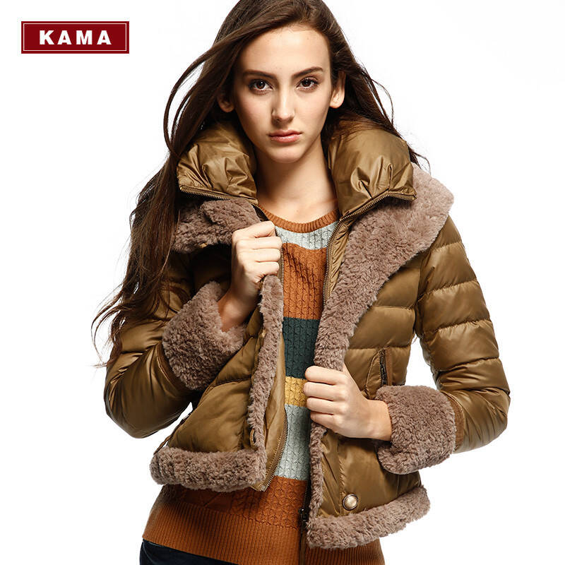 kama 卡玛 2013冬季新款女士毛绒连帽时尚保暖休闲羽绒服 7413786