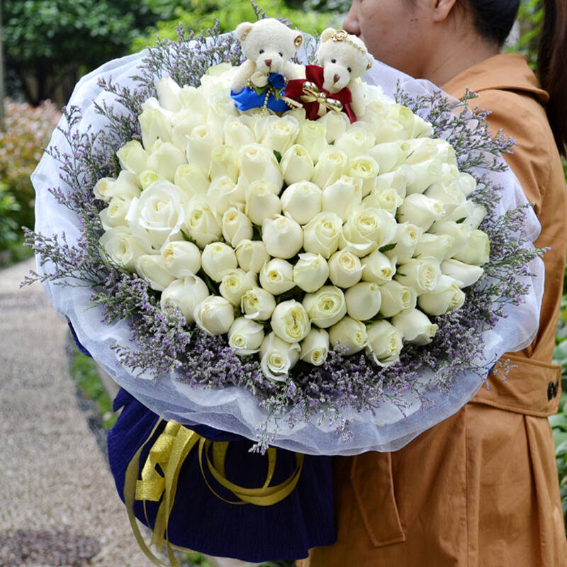 99朵白玫瑰花束送花北京上海济南鲜花店同城速递南昌大连温州鲜花