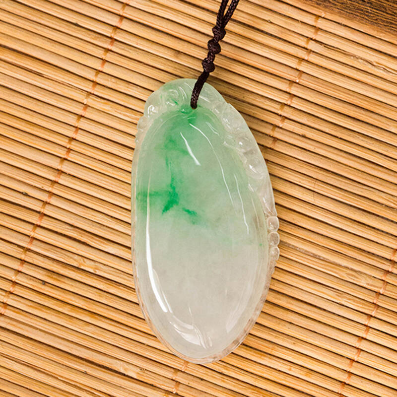 石磨坊飘花路路通翡翠玉吊牌子好不好 哪款好