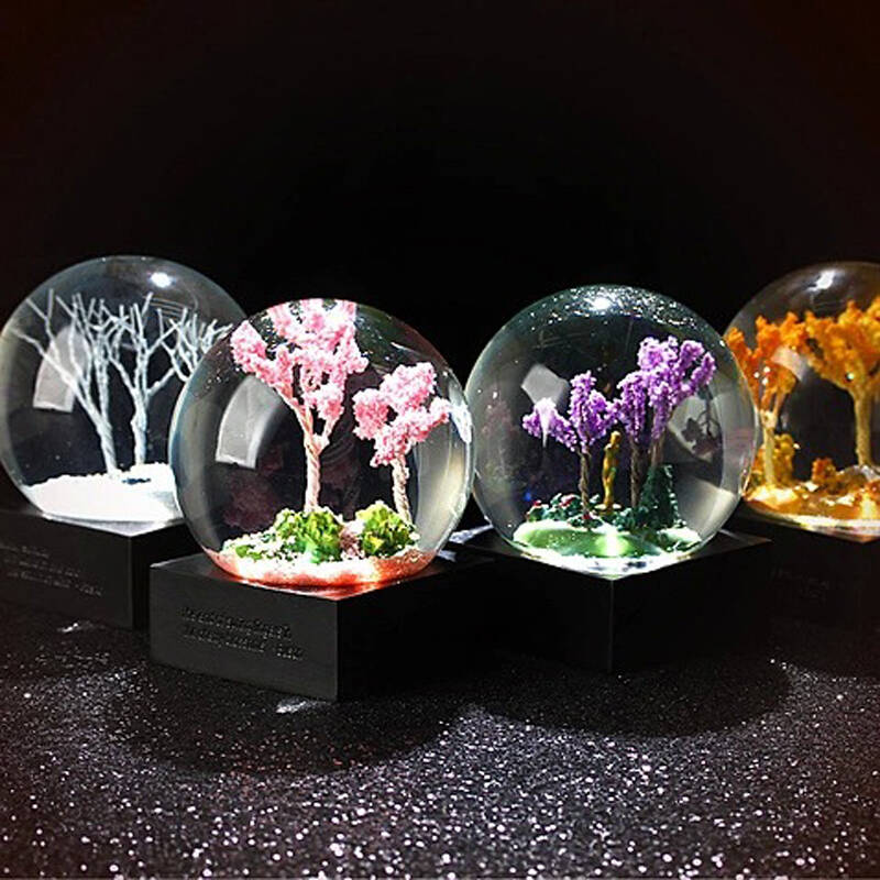 趣味四季水晶球雪花摆件 浪漫唯美春夏秋冬玻璃球 氛围家居摆件水晶