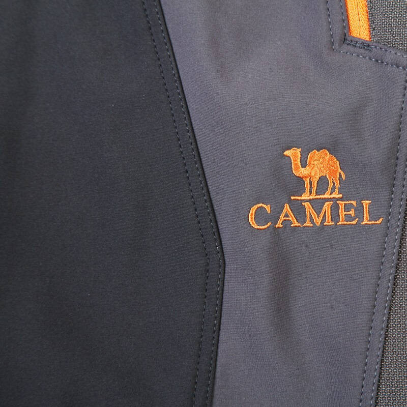 骆驼camel 防风保暖徒步户外男款软壳裤 a5w214128 黑色/墨灰 l