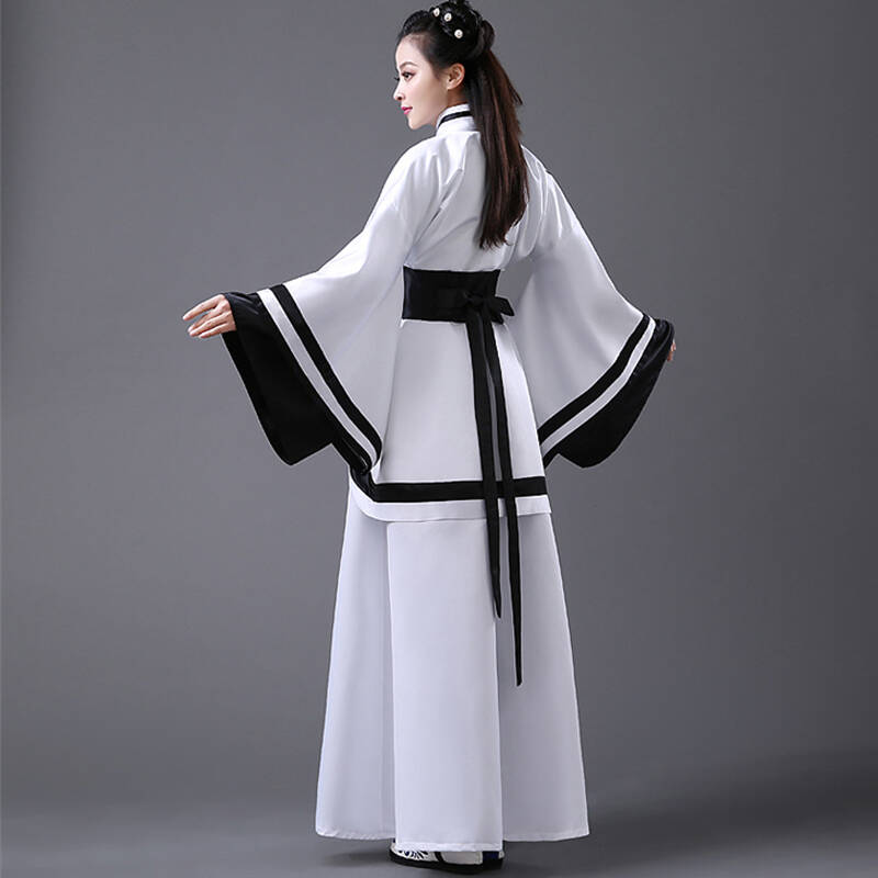 曲裾汉服正规-穿汉服时最简单的发型_袄裙和衫裙_琵琶