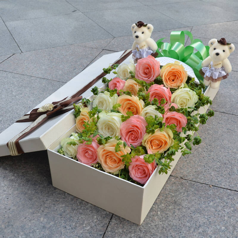 19朵红玫瑰花束鲜花礼盒康乃馨礼盒 送女友生日鲜花礼物全国花店送花