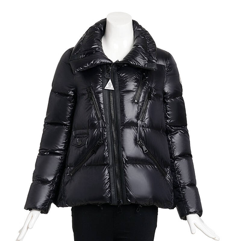 moncler 蒙口 女款黑色聚酰胺纤维短款羽绒服 4539785 53052 999 0码