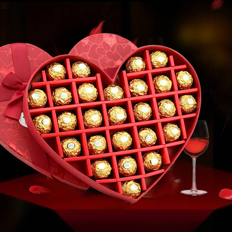 【顺丰配送】费列罗进口巧克力27颗心形礼盒 新年情人节送女神生日