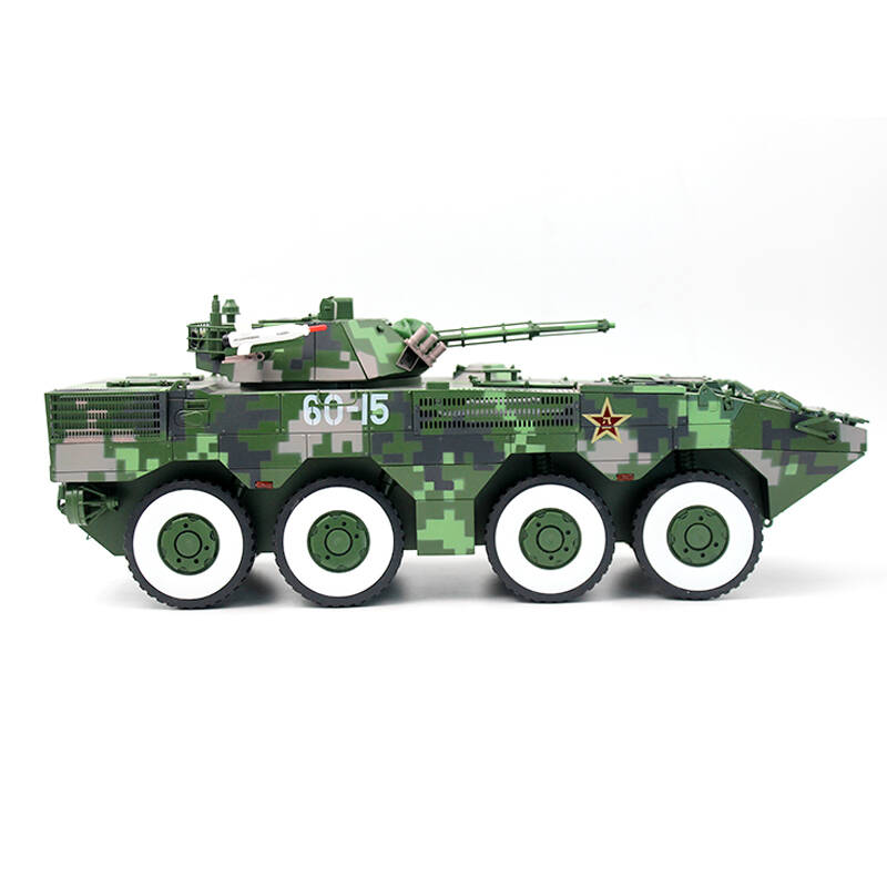 军事装甲车09式8x8轮式步兵战车模型1:24 步兵战车合金属车模 迷彩色