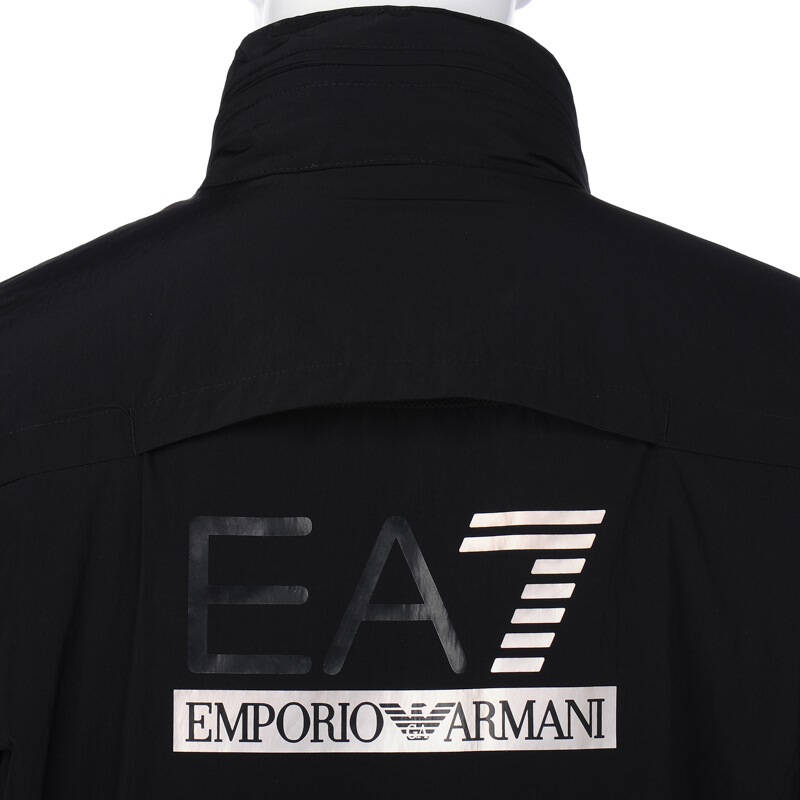 emporio ea7 阿玛尼 男款黑色聚酯纤维锦纶可隐藏连帽棉服 271308 5a