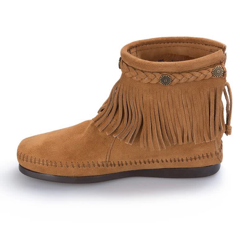 minnetonka 迷你唐卡 女士浅棕色麻花配流苏平底短靴