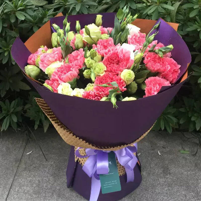 生日 11枝红玫瑰花礼盒快递 玫瑰花束配送 武汉上海深圳全国花店送花
