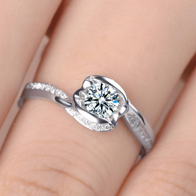 恒久之星珠宝 18k金钻石女戒指结婚钻戒婚戒女士戒指裸钻定制铂金戒指