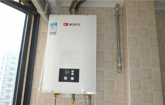 什么牌的燃气热水器好_燃气常压热水锅炉房_巧夫人燃气热水