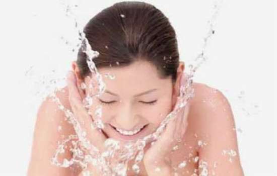 茶叶水洗脸有什么好处 那些你不知道的茶叶水美容小秘密
