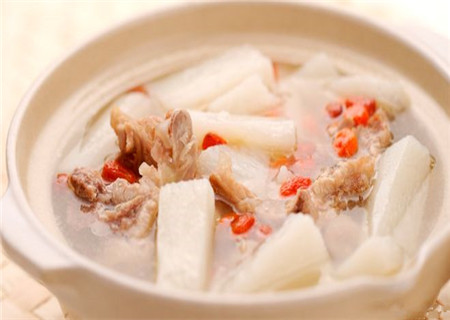 产后食谱秋季养生食谱秋季坐月子养生产后_秋季妈妈吃烟熏肉面图片
