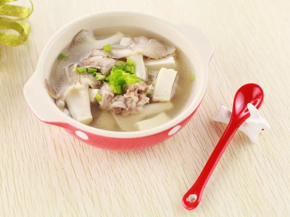 平菇豆腐汤12m