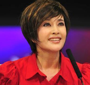 高年龄刘晓庆减龄妆"魅惑"新欢