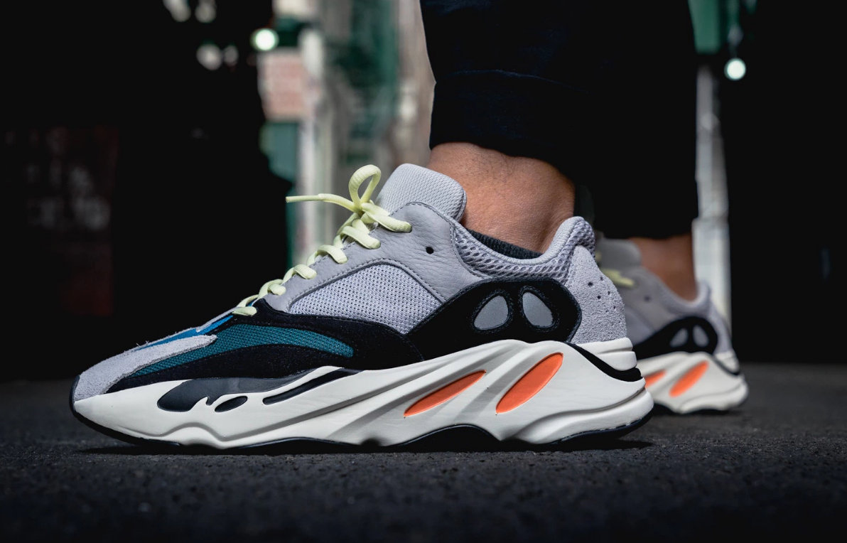 yeezy boost 700开箱图 椰子700复古跑鞋实物开箱赏析