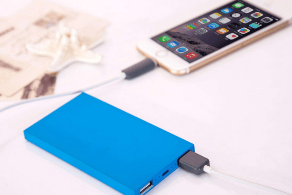 充电宝时间_充电宝怎么充电_充电宝充满电时间