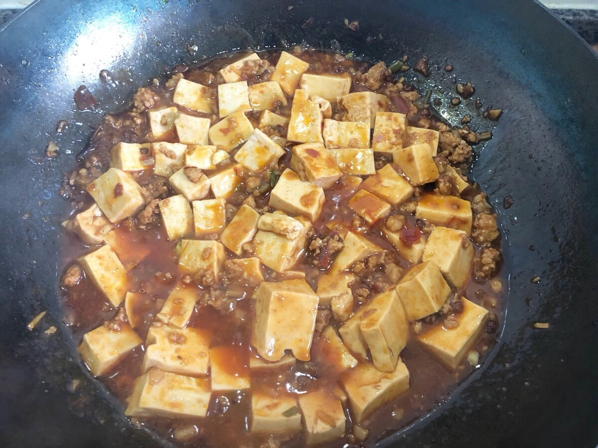 家常麻婆豆腐的做法，简单好上手，新手也能操作，香辣下饭