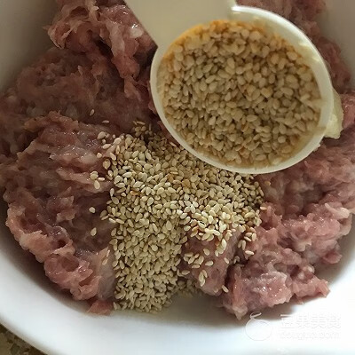 鲜肉月饼的做法及配方(上海鲜肉月饼的制作方法步骤)