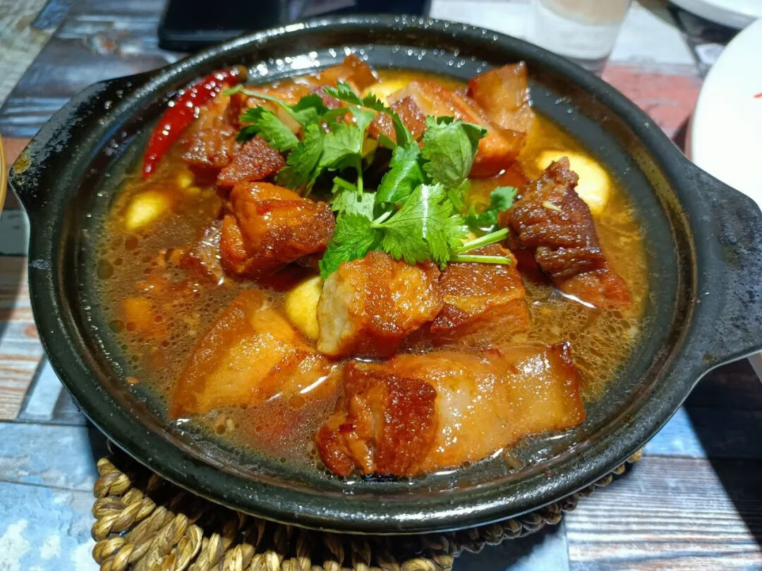 附近餐厅饭店(附近餐饮)