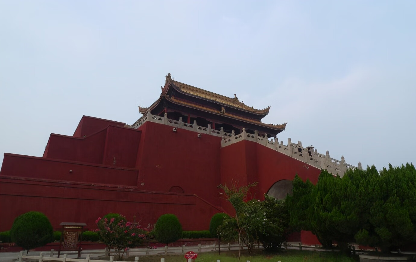 2:为何周定王陵规模建制如此高?