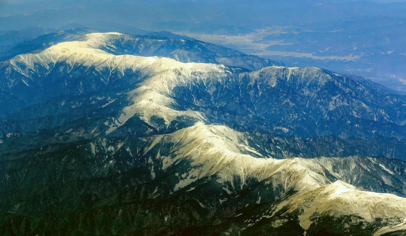 座西向东龙脉风水(风水龙脉图解)