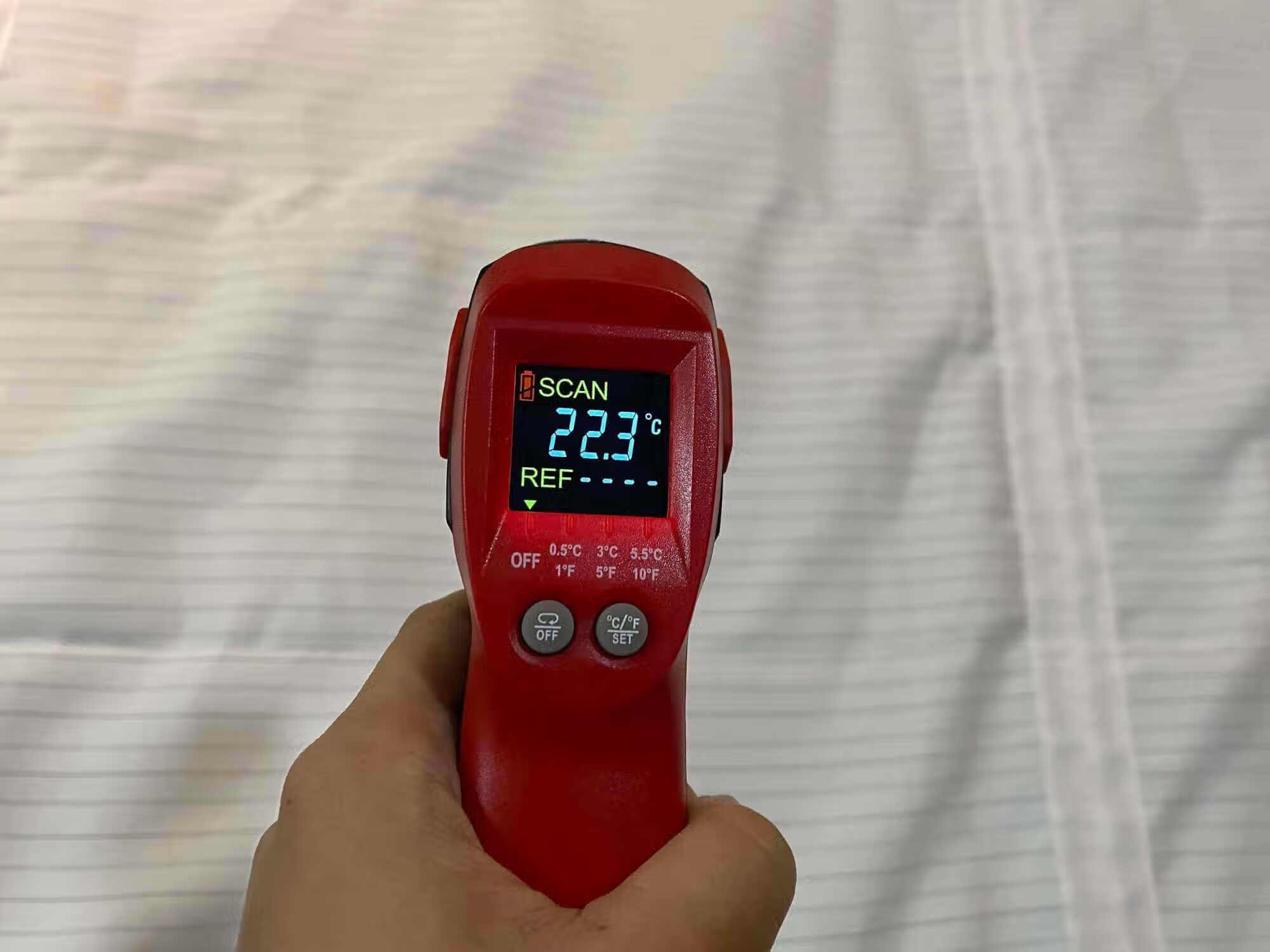 电热毯有辐射吗 辐射有多可怕(长期睡电热毯的好处和坏处)